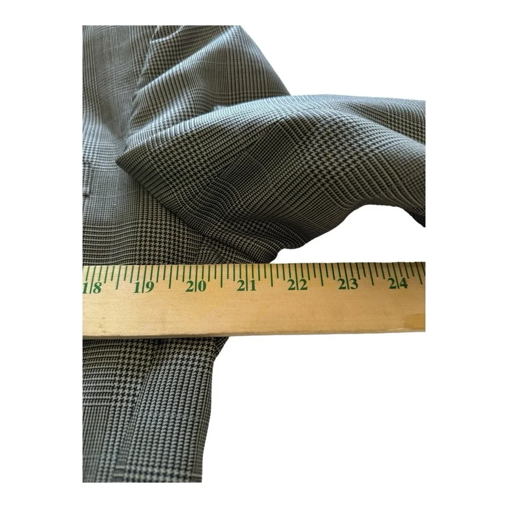 Jos. A. Bank Plaid Blazer Grey Black Check Two Button Sport Coat Regular Fit 42R